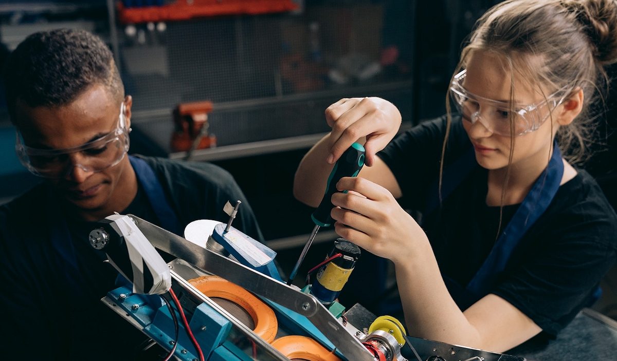 EconAlliance OpEd: Manufacturing